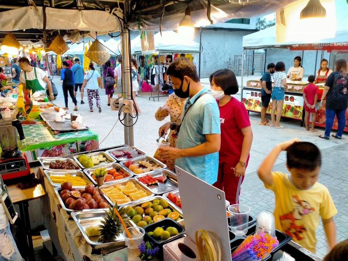 Ao Nang Landmark Night Market photo 4