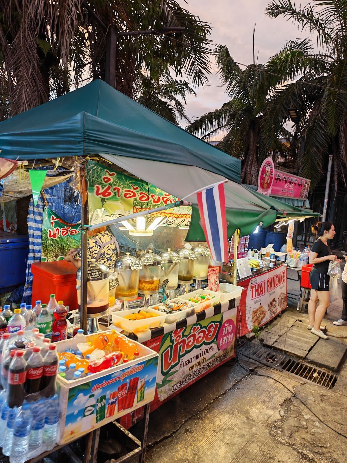Black Crab Night Market photo 4