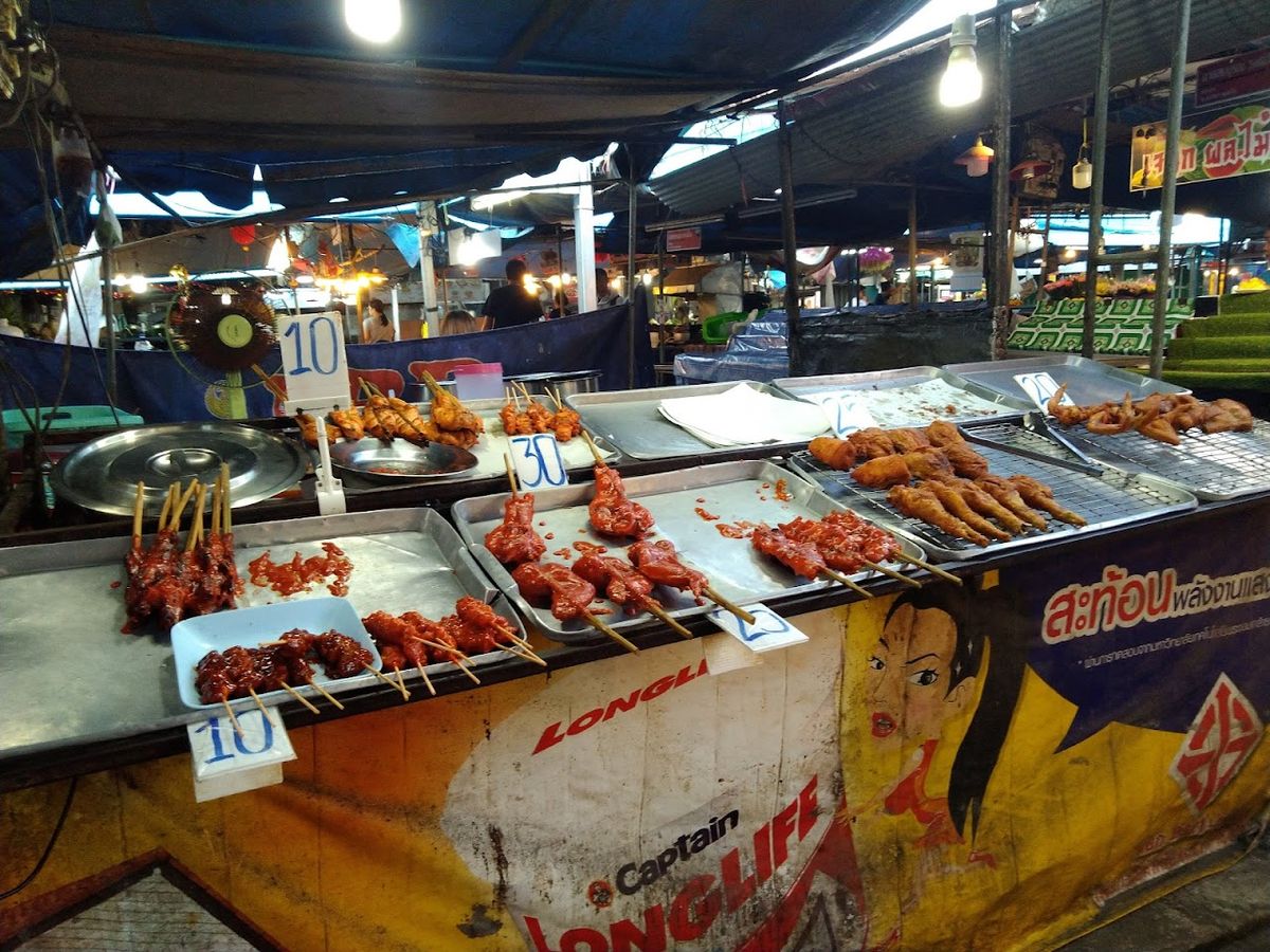 City Night Market photo 2
