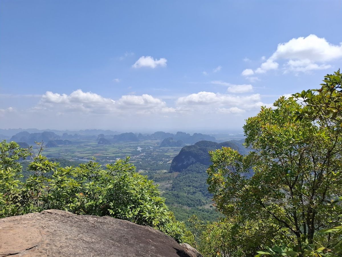 Dragon Crest Mountain photo 2