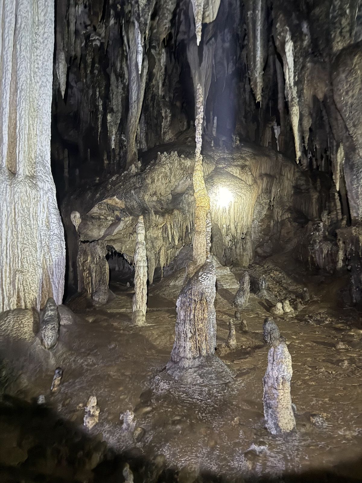 Klang Cave photo 2
