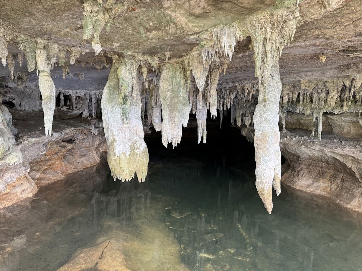 Klang Cave photo 3
