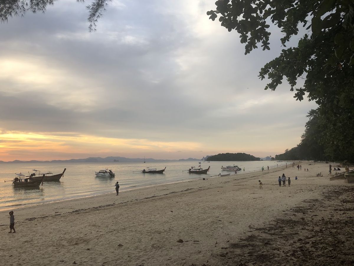 Klong Muang Beach photo 4