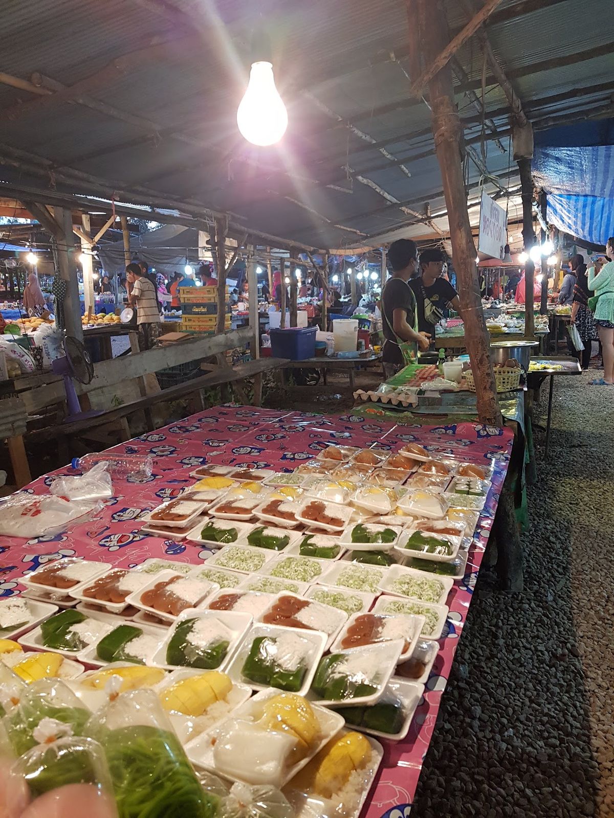 Thursday evening local market photo 2