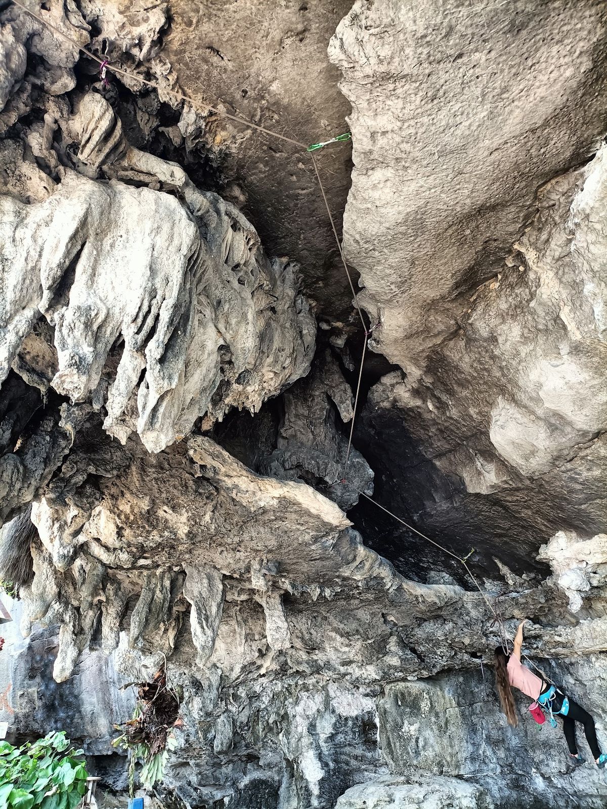 Tonsai Beach Rock Climbing photo 3