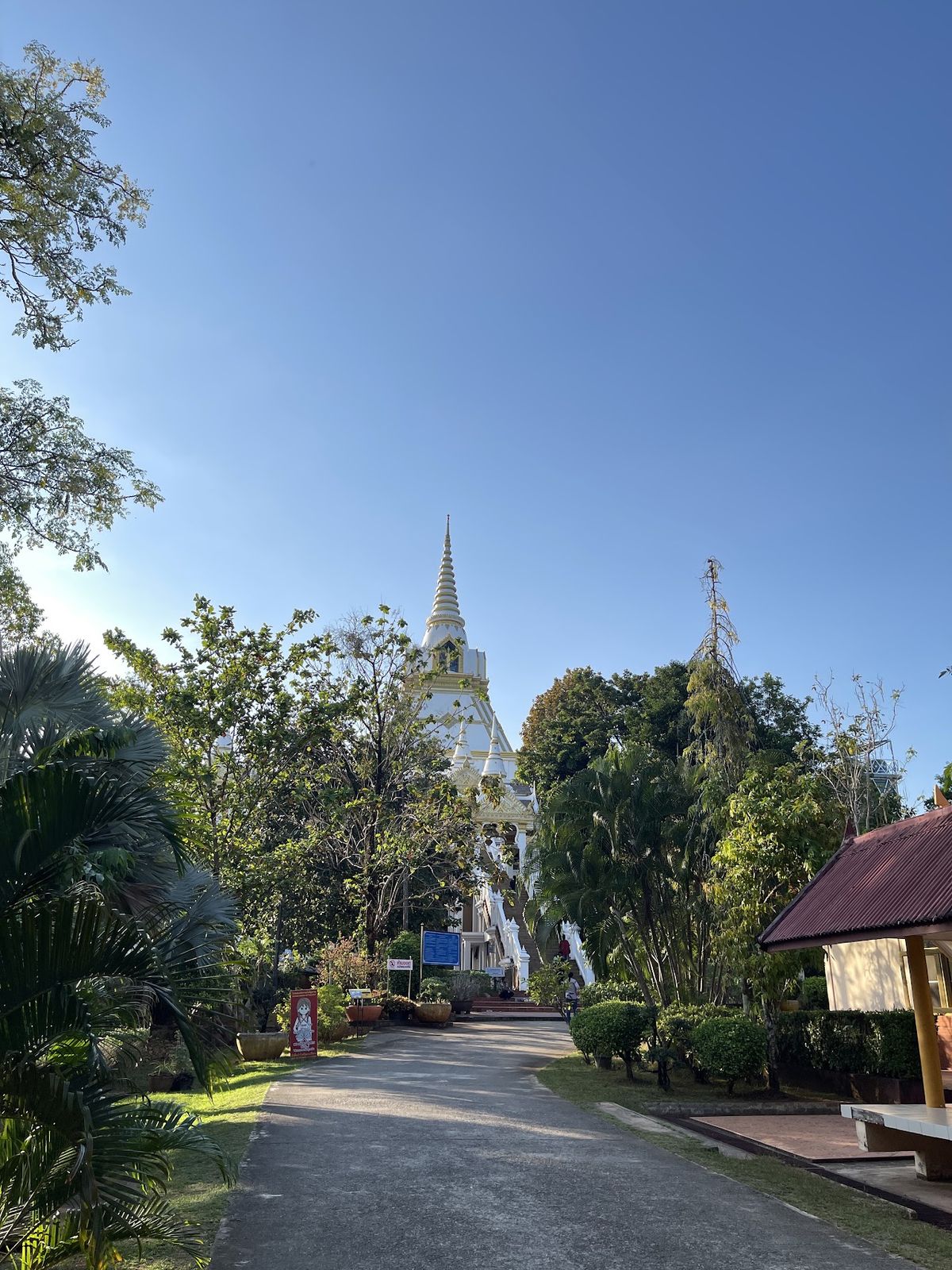 Wat Mahathat Laem Sak photo 3