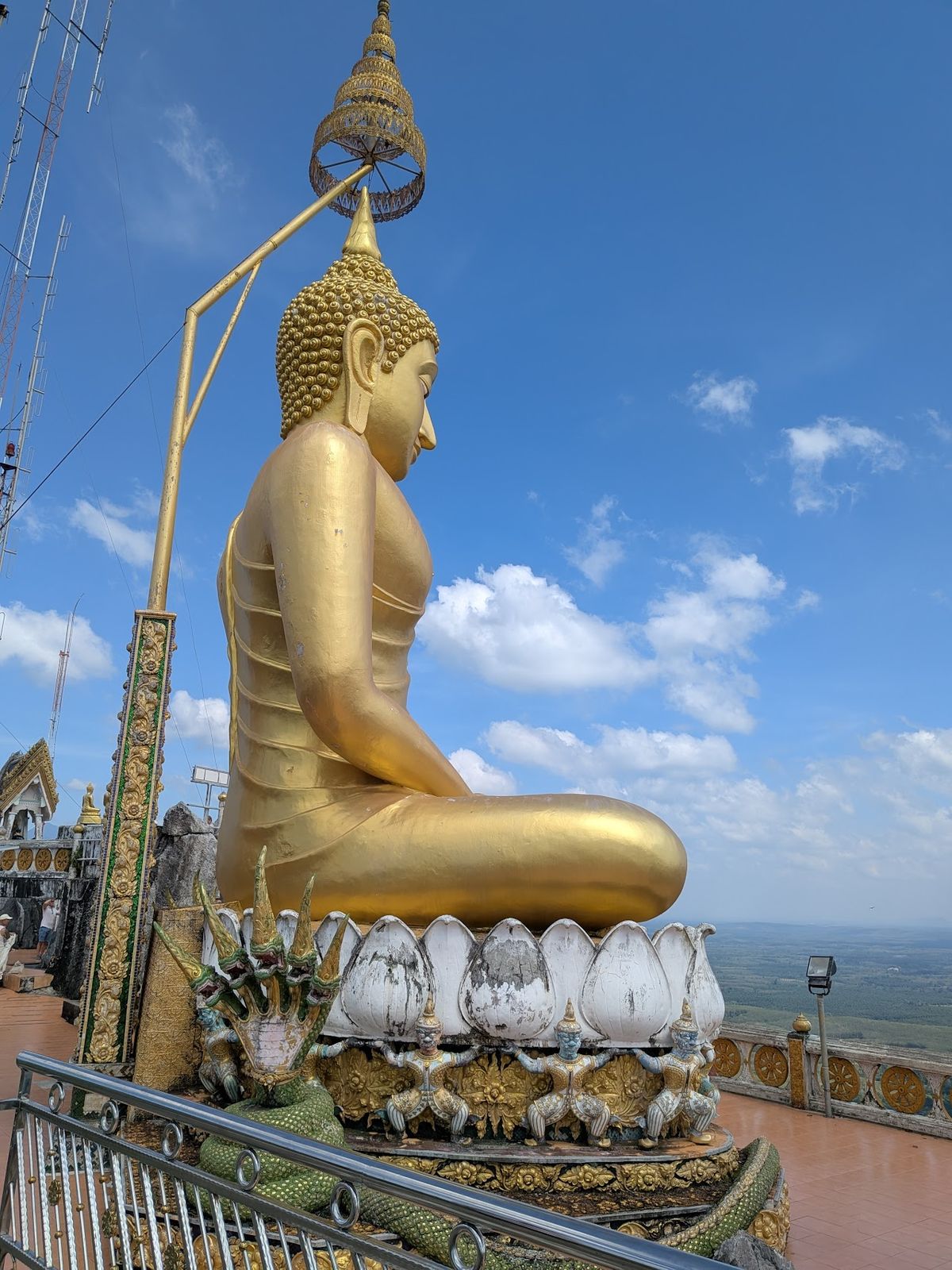 Wat Tham Suea photo 3