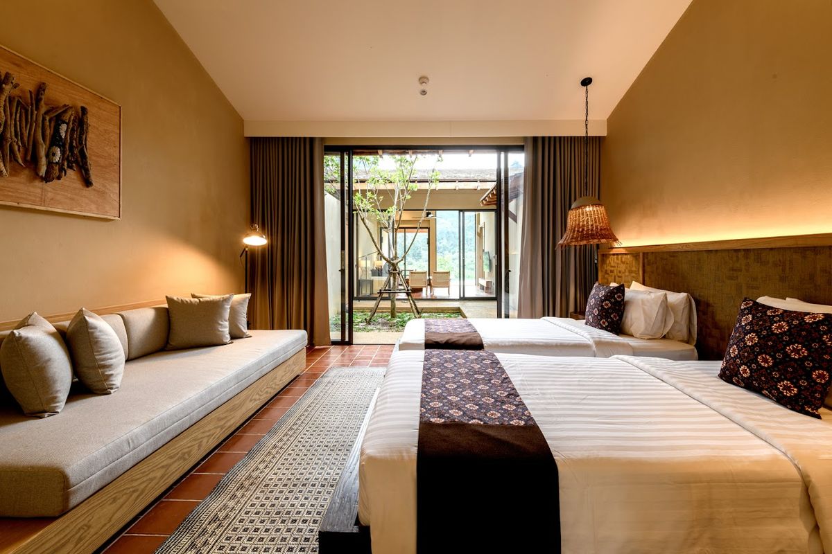Anawa Krabi pool and grounds in Ao Nam Mao