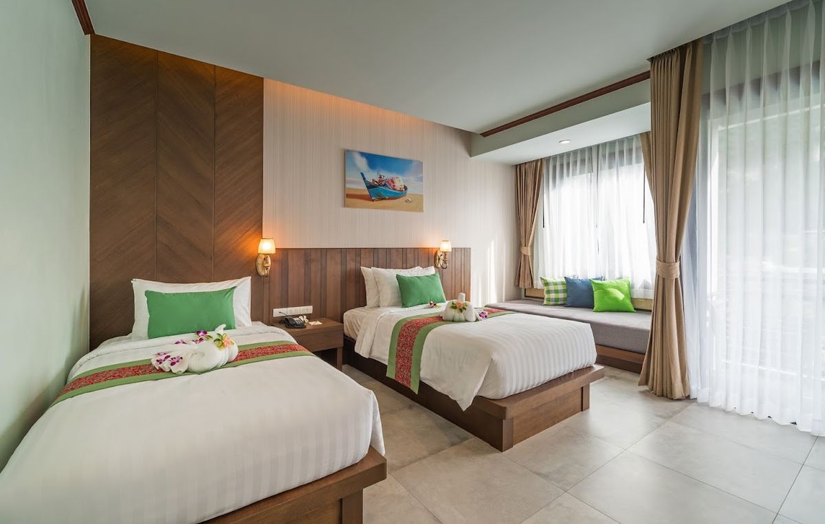 Andaman Breeze Resort pool and grounds in Ao Nang