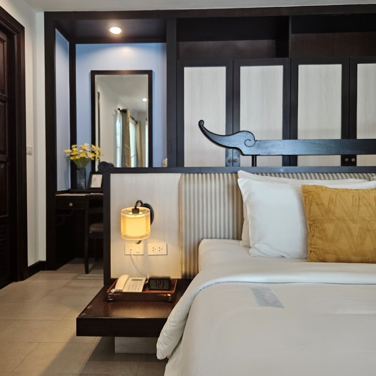 Anyavee Tubkaek Beach Resort pool and grounds in Klong Muang