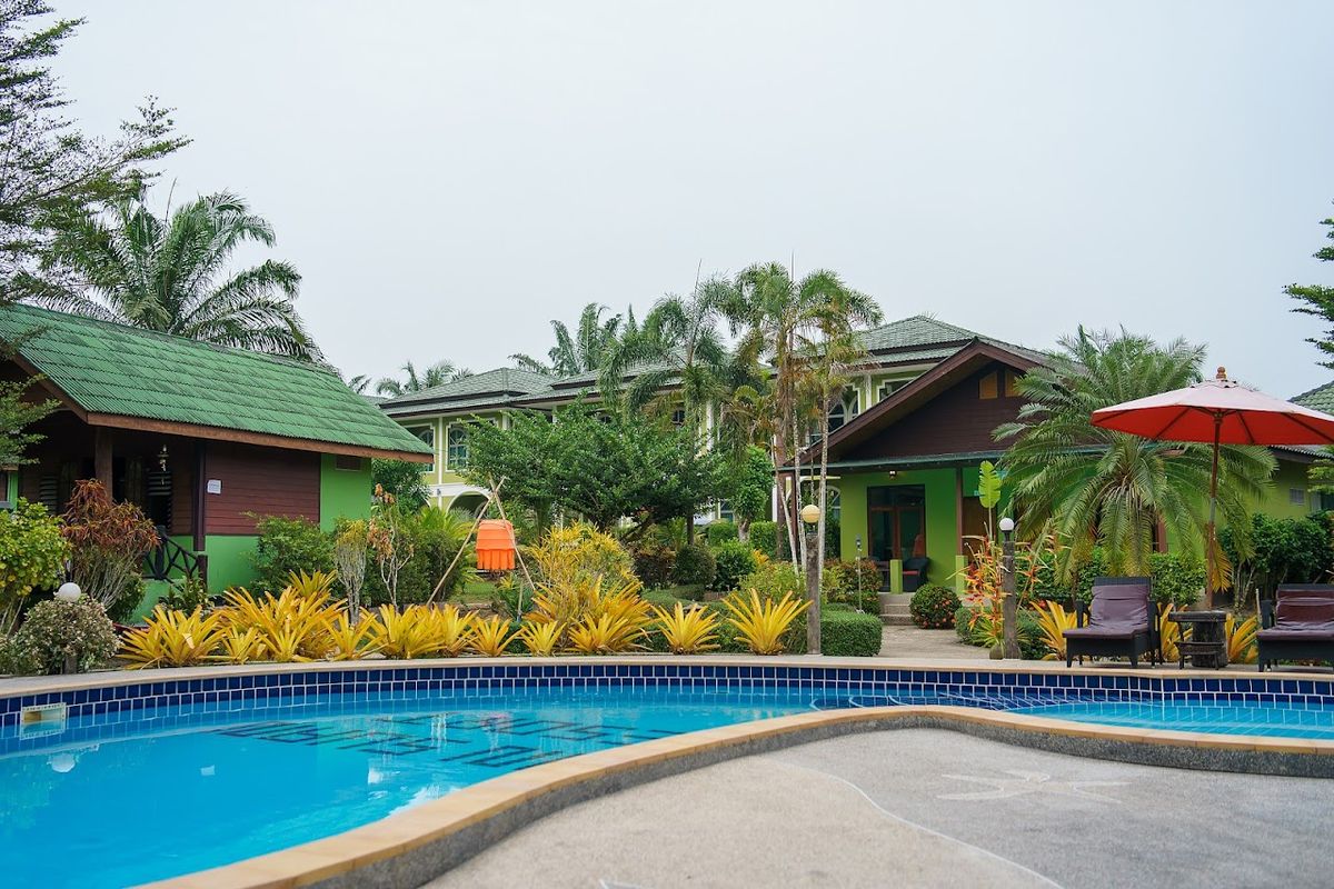 AoNang BaanSuan Resort (อ่าวนางบ้านสวนรีสอร์ท) exterior in Ao Nam Mao