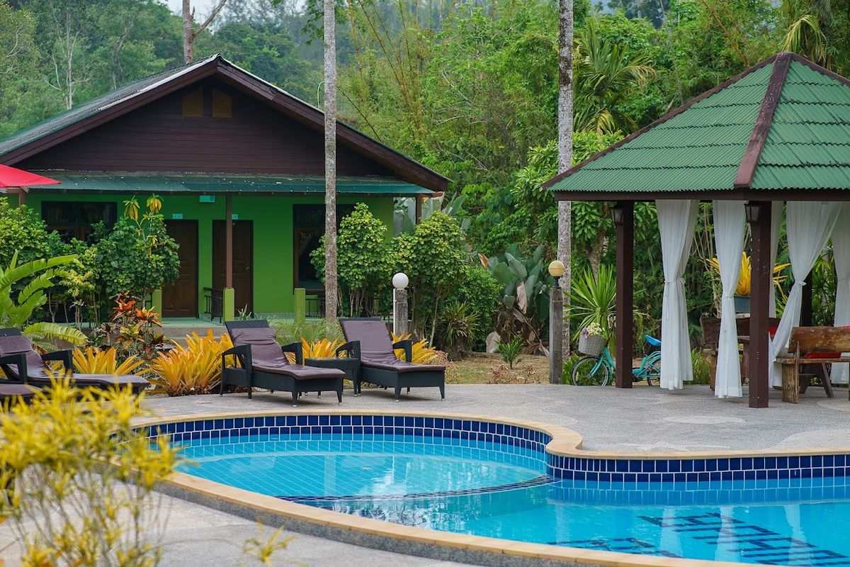 AoNang BaanSuan Resort (อ่าวนางบ้านสวนรีสอร์ท) room interior in Ao Nam Mao