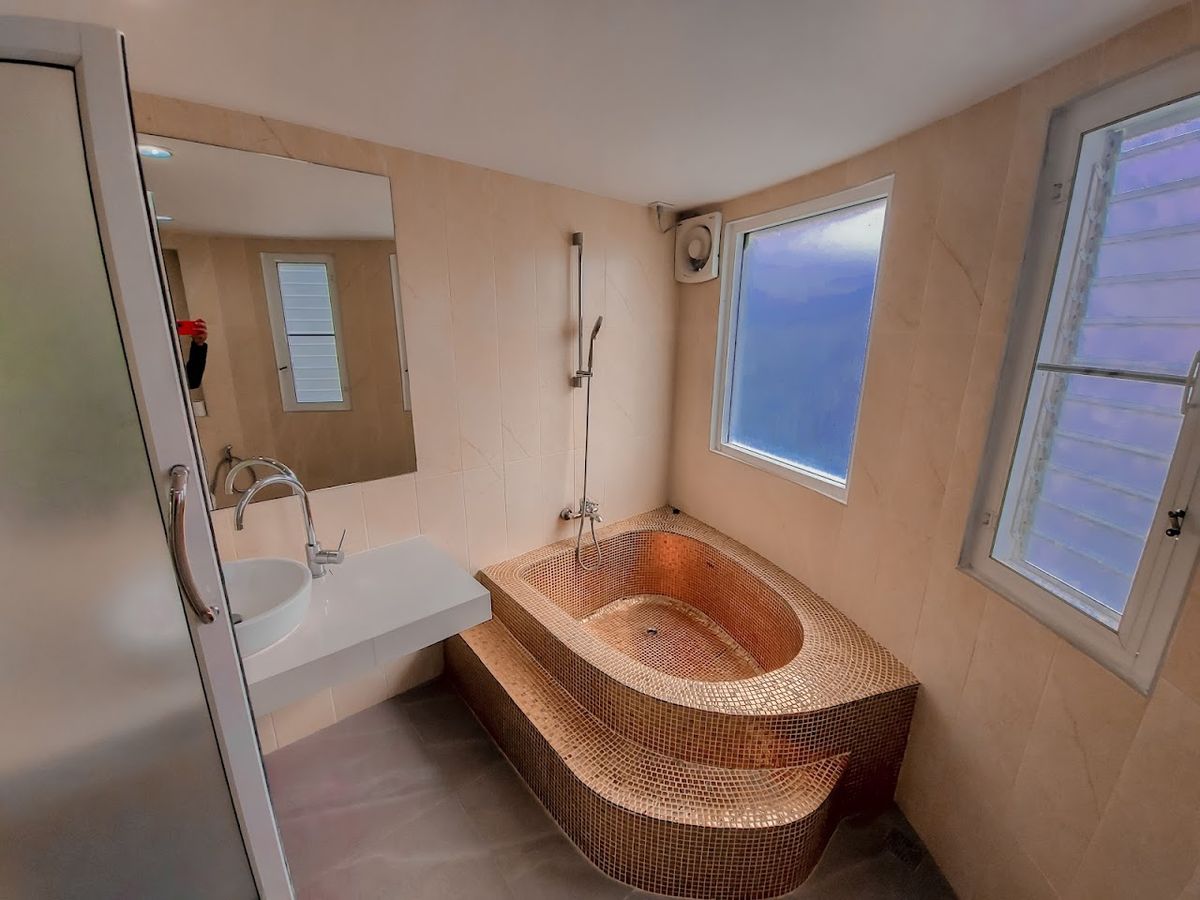 Arawan Beach Resort Krabi facilities in Krabi Town