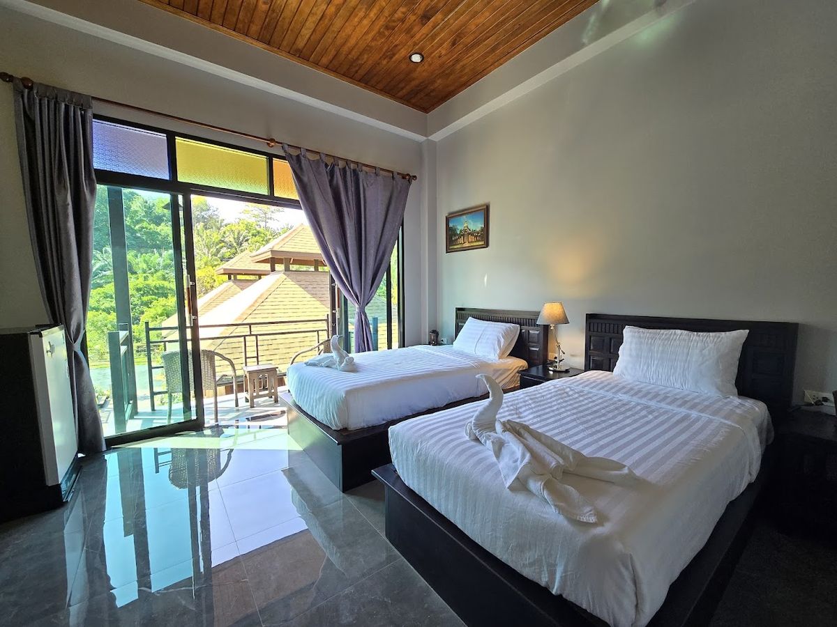 Baan Koh Kwang Pool Villa Krabi pool and grounds in Klong Muang