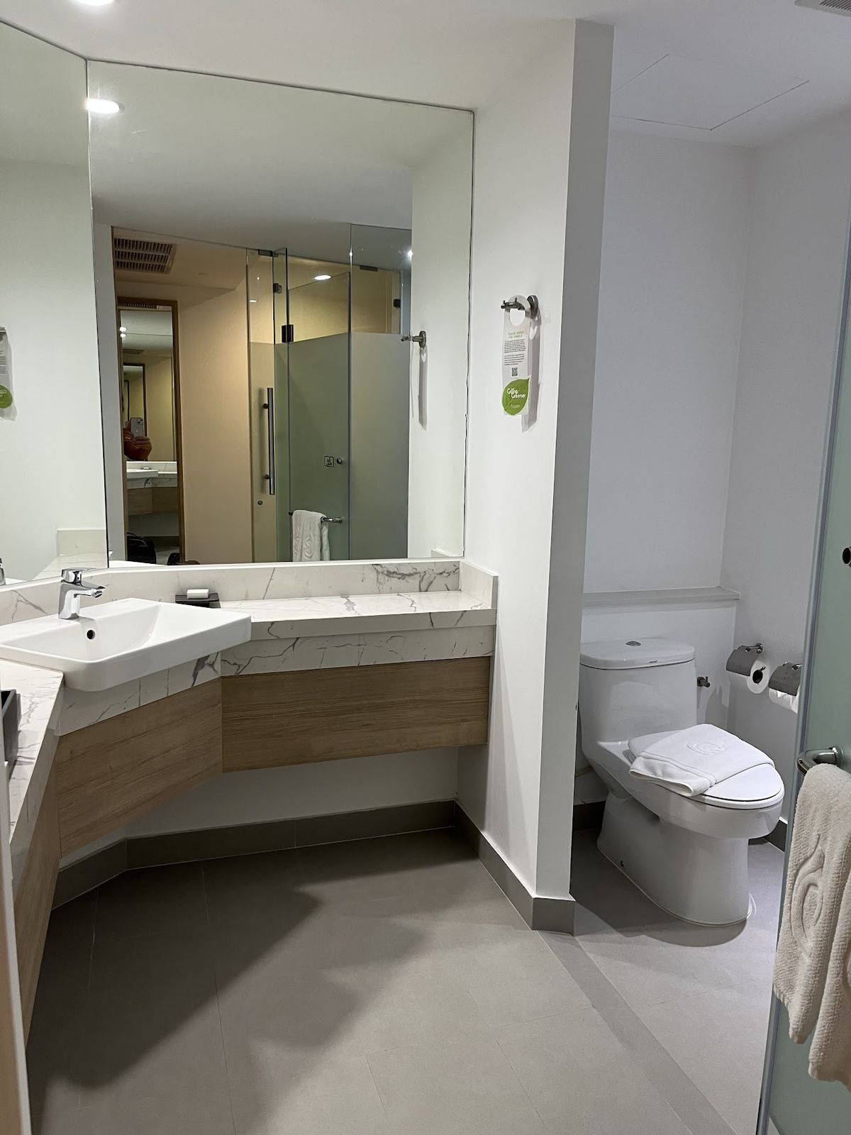 Centara Ao Nang Beach Resort & Spa Krabi facilities in Ao Nang