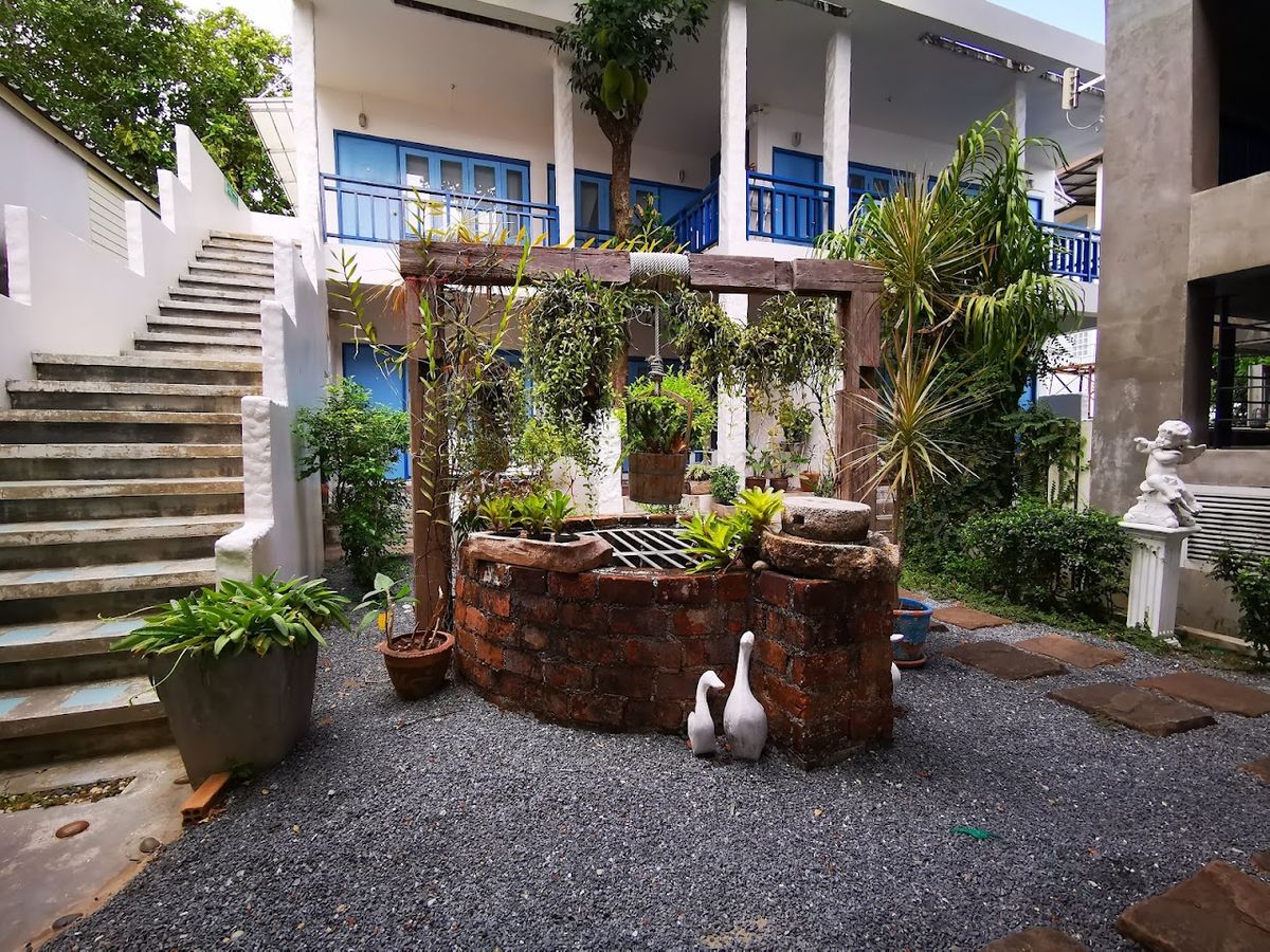 Chanchalay Hip Hostel SHA Extra Plus exterior in Krabi Town