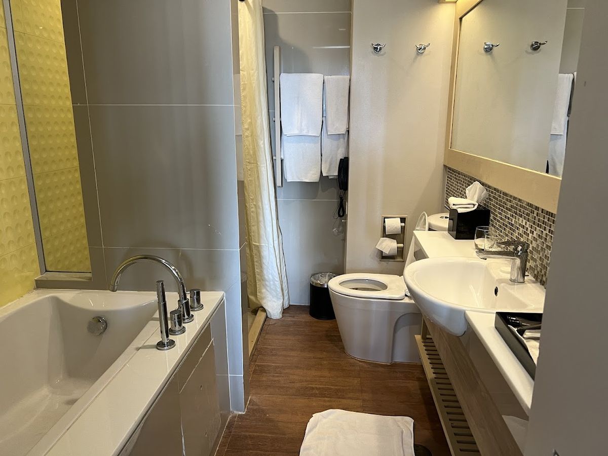 Holiday Ao Nang Beach Resort, Krabi facilities in Ao Nang