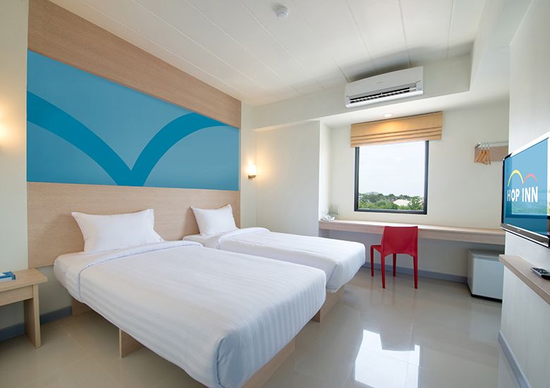 HOP INN Krabi Building A pool and grounds in Krabi Town