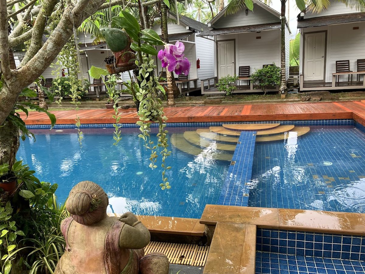 Isle Beach Resort, ไอโซล์ บีช รีสอร์ท room interior in Klong Muang