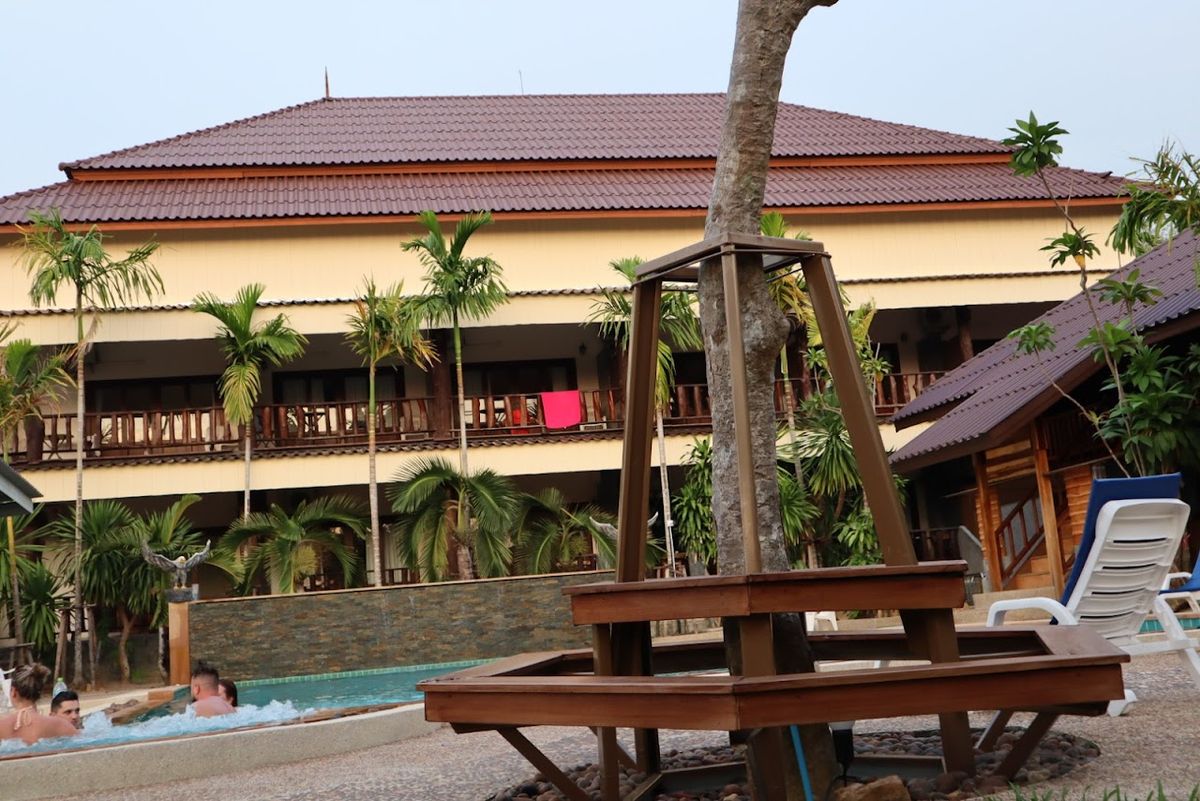 Krabi Klong Moung Bay View Resort exterior in Krabi Town