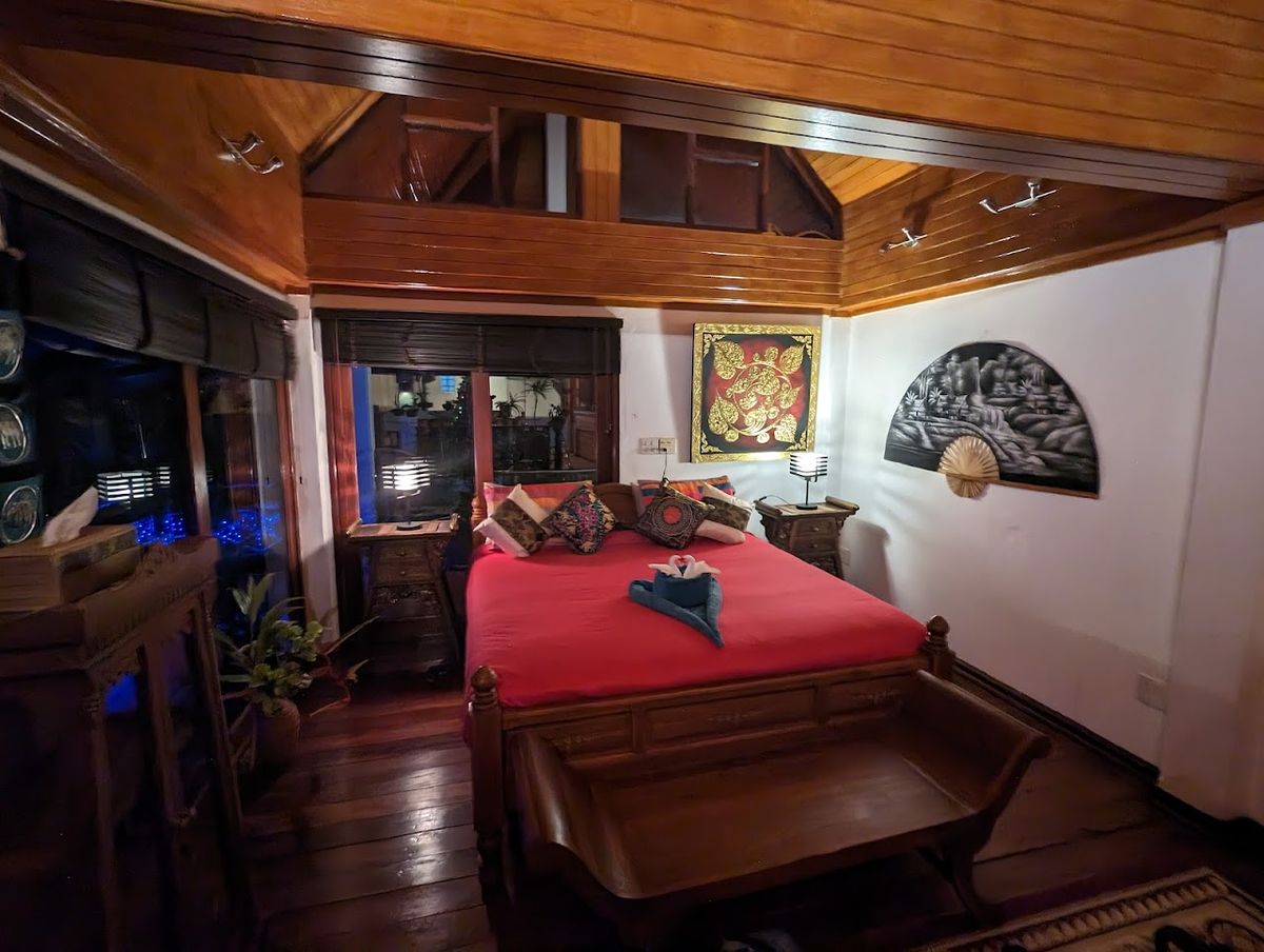 Krabi Villa Phu Khao Private Resort pool and grounds in Klong Muang