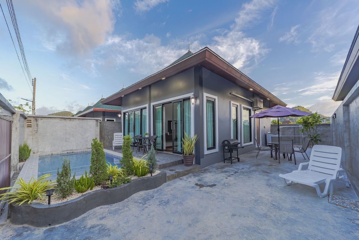 N&D Pool Villa exterior in Ao Nam Mao