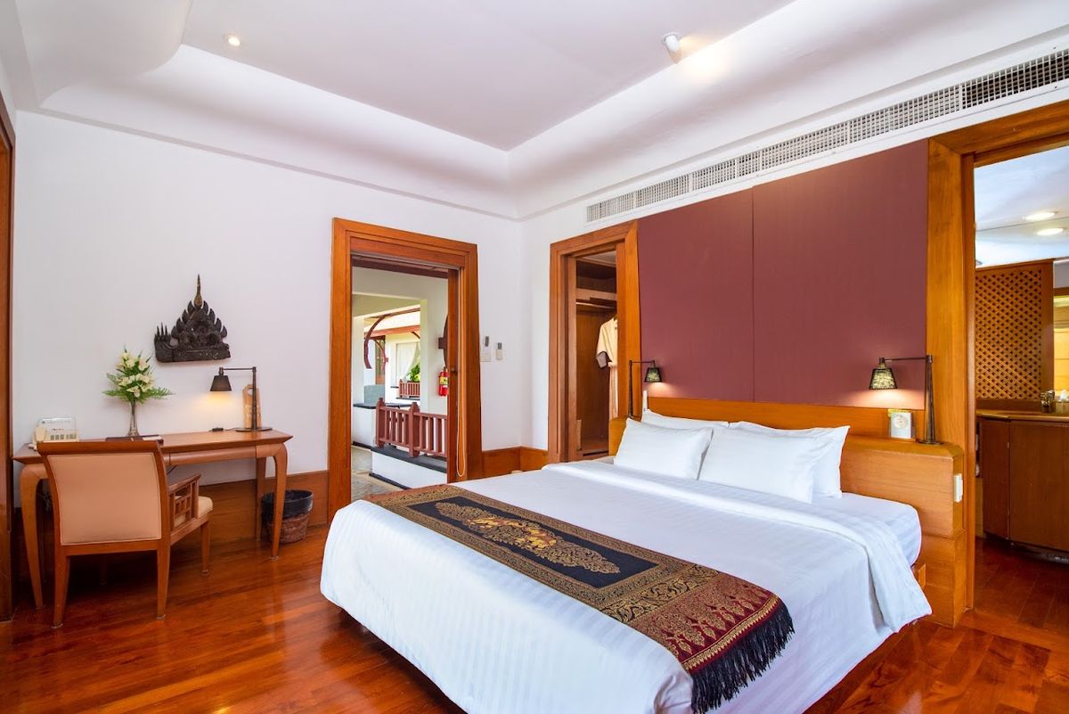 Nakamanda Resort & Spa Krabi Thailand pool and grounds in Ao Nang