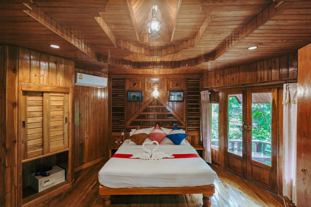 Phu Pha Aonang Resort & Spa pool and grounds in Ao Nang
