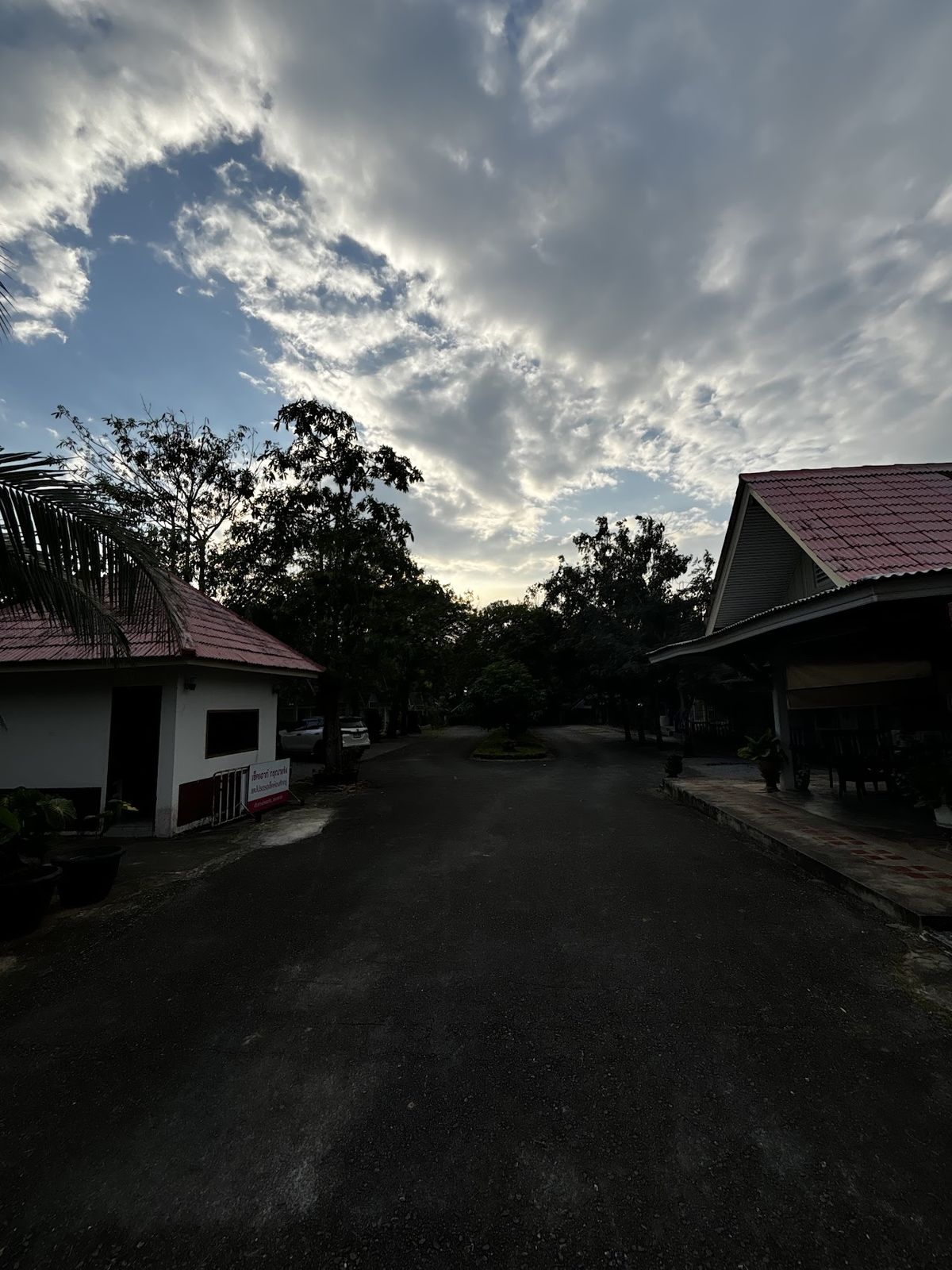 บ้านแก้มบีแอนด์บี room interior in Krabi Town