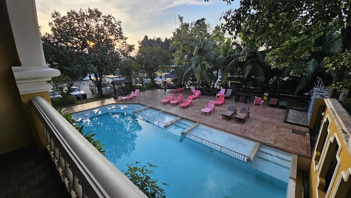 ROYAL PINEAPPLE HOTEL | a welcome to wealth & good fortune room interior in Krabi Town