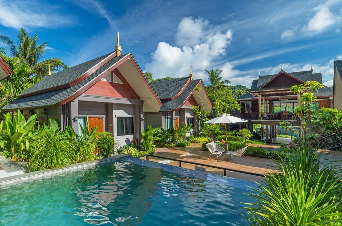 The Scene Cliff View Villas exterior in Railay Beach