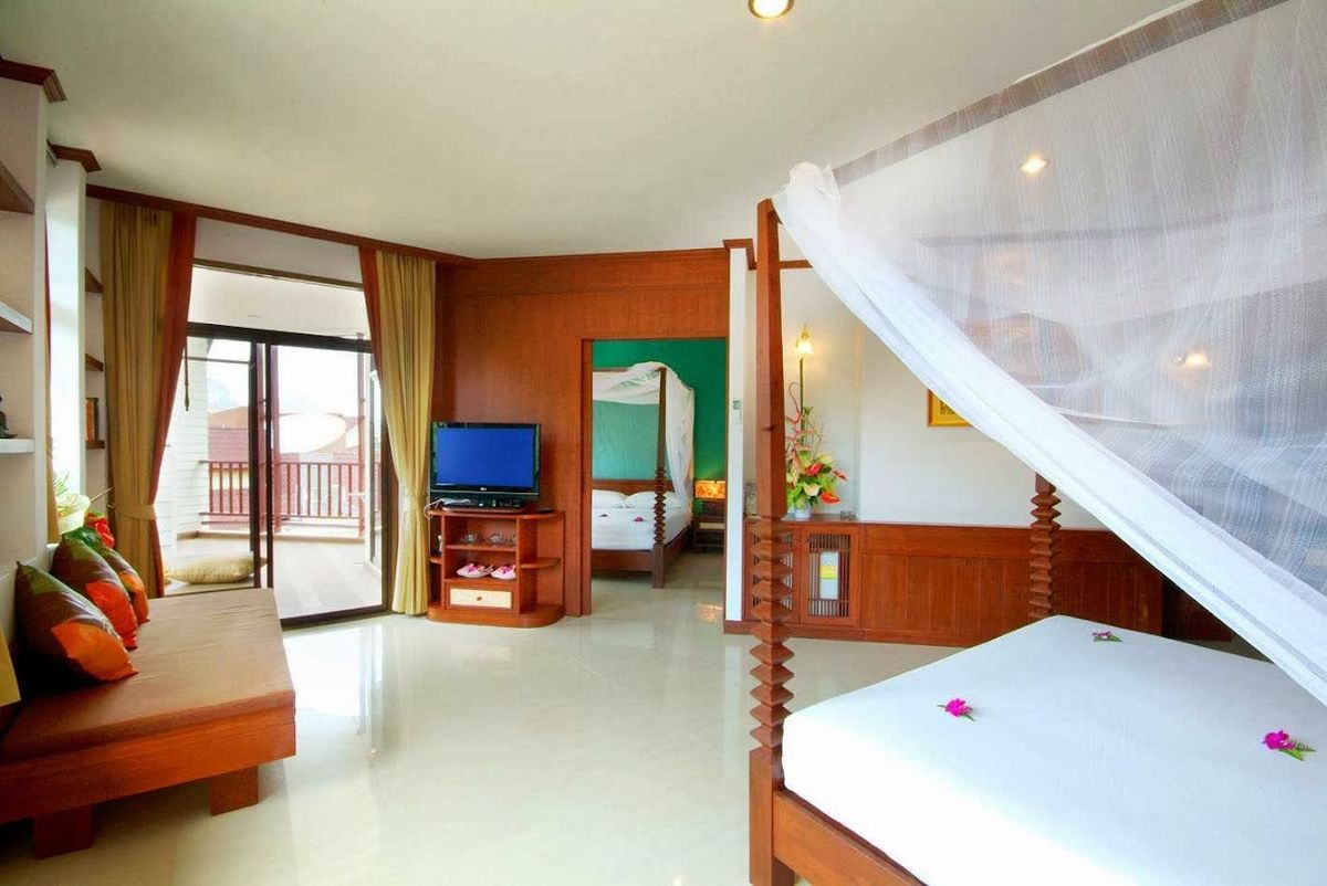 Timber House Resort pool and grounds in Ao Nang