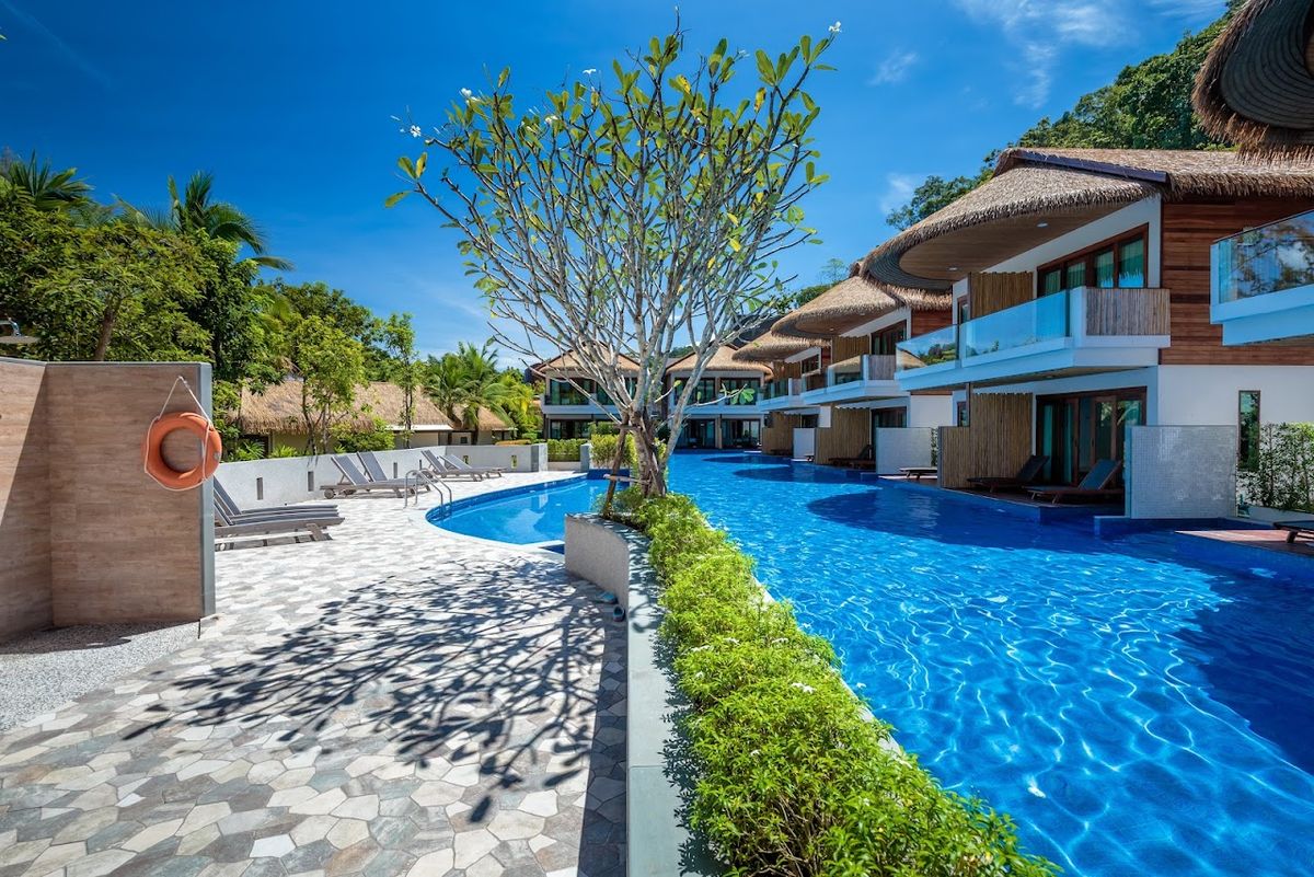 Tup Kaek Sunset Beach Resort exterior in Klong Muang